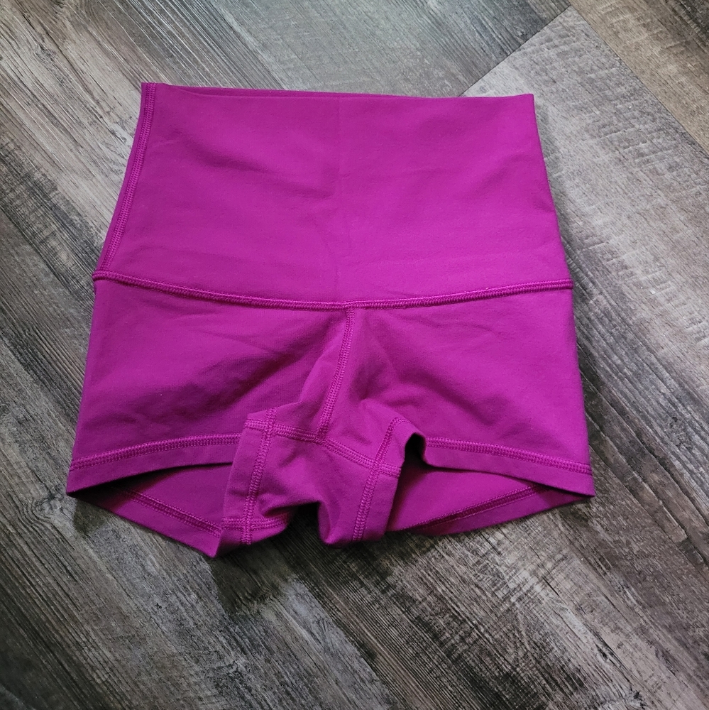 lululemon yoga shorts